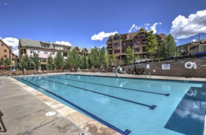 Perfectly Placed 2 Bedroom Vacation Rental In Historic Downtown Breckenridge With Access To Hot Tub And Pool